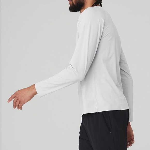 Lululemon Idol Long Sleeve Performance Tee - Picture 3 of 9